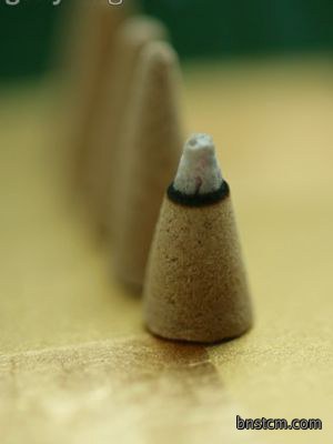 温热止痛艾条灸 8种中医针灸彻底摆脱痛经